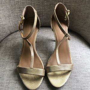 Calvin Klein Nasi T-strap Heels - sz 6